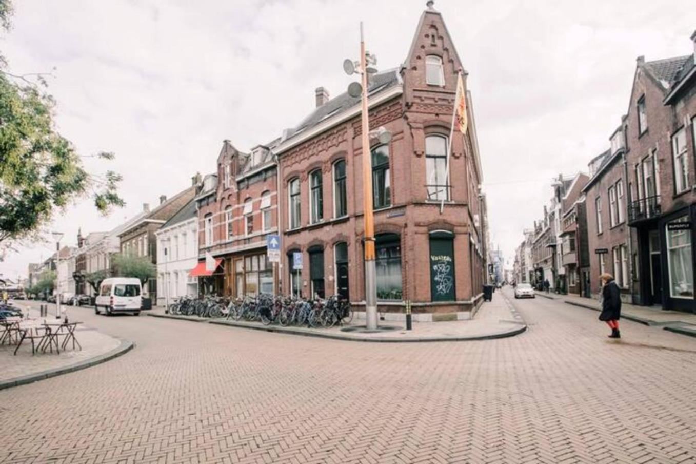 City Center Located City Villa Tilburg Alexander Exterior photo